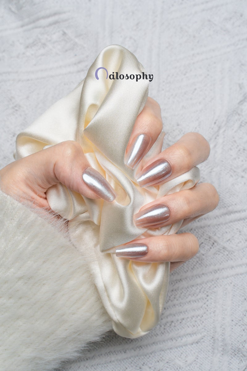 Nailosophy أظافر جل مصنوعة يدويًا قابلة للتثبيت بلمسة مخملية وردية | شكل كوفين - Image 4